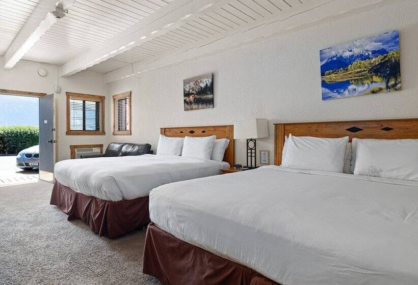 Family Suite, Elk Refuge Inn
