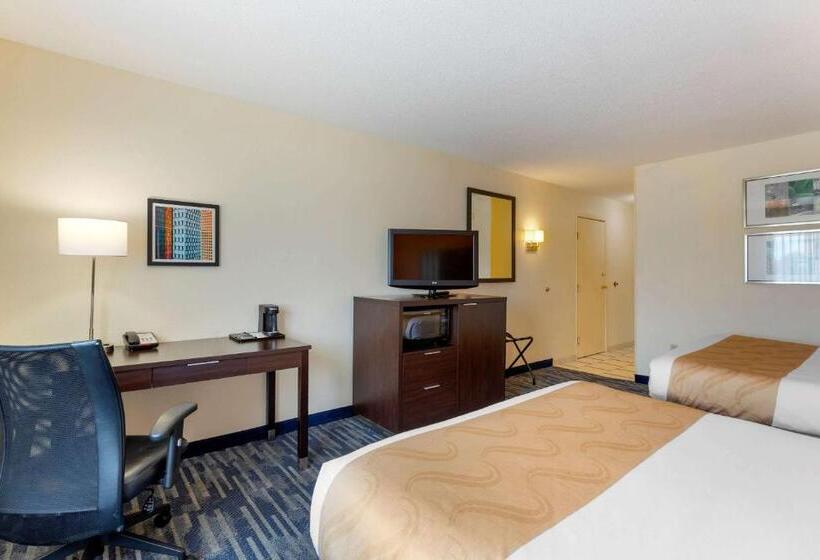 Номер Стандарт Адаптированный для Инвалидов, Quality Inn & Suites Keokuk North
