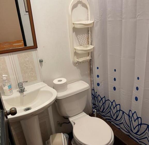 اتاق استاندارد, Hostal Los Salares