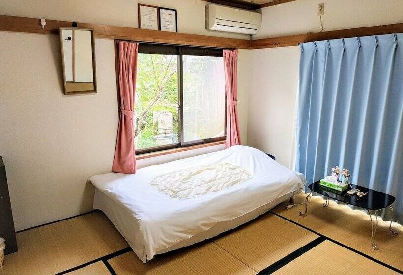 Quarto Estandar, Yufuin Sunday