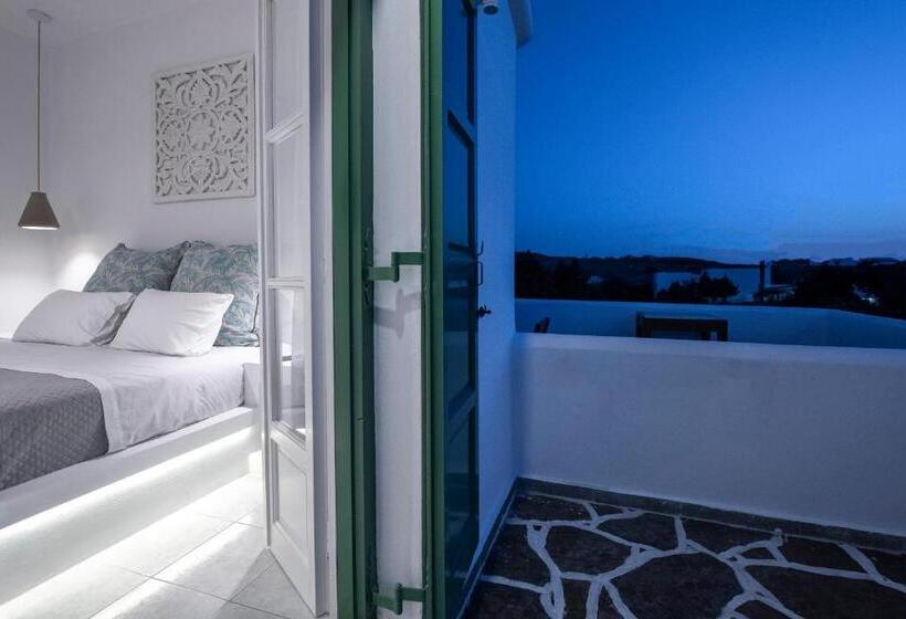 شقة غرفة واحدة, Gaia Lux Inn
