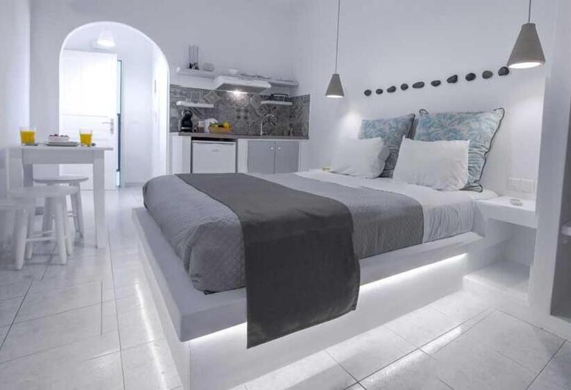 إستوديو قياسى, Gaia Lux Inn