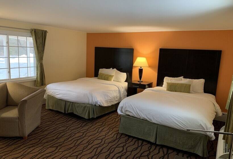 Номер Deluxe, Four Winds Country Motel