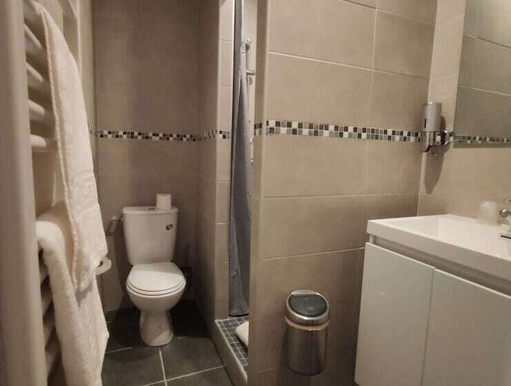 Номер Стандарт, Hôtel Le Dormeux