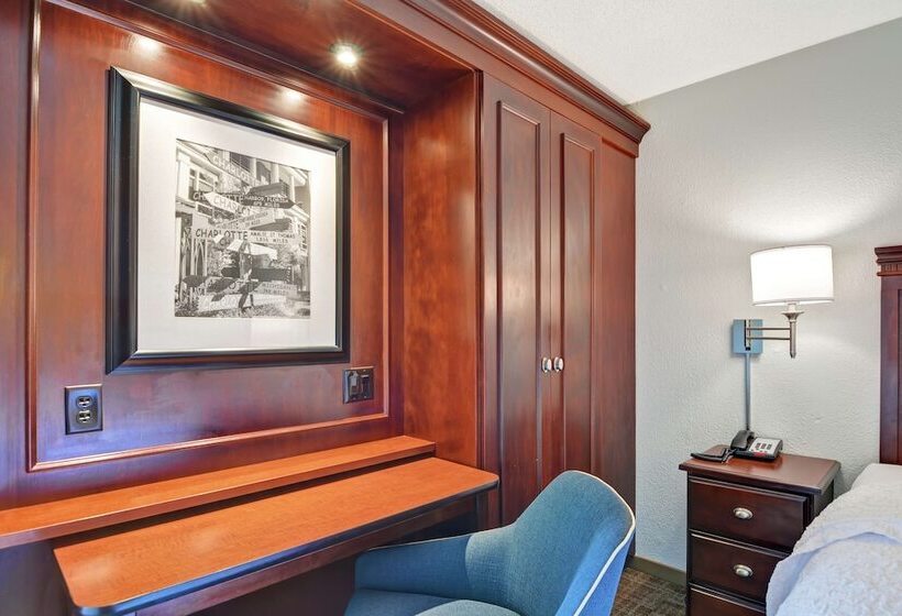 Студия Стандарт Двуспальная Кровать, Hampton Inn Charlotte Gastonia