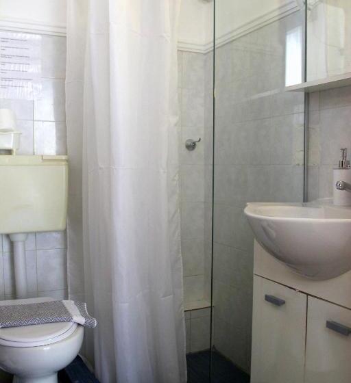 Трехместный Номер Стандарт с Балконом, Giota Rooms