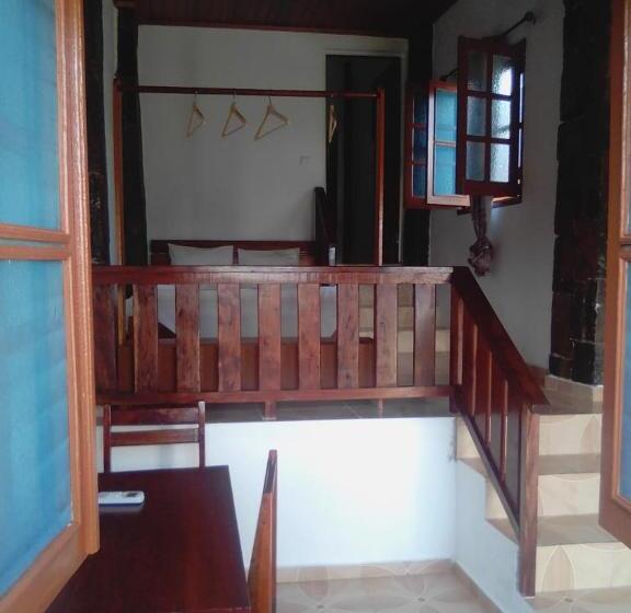اتاق استاندارد با چشم‌انداز دریا, Domus Guesthouse