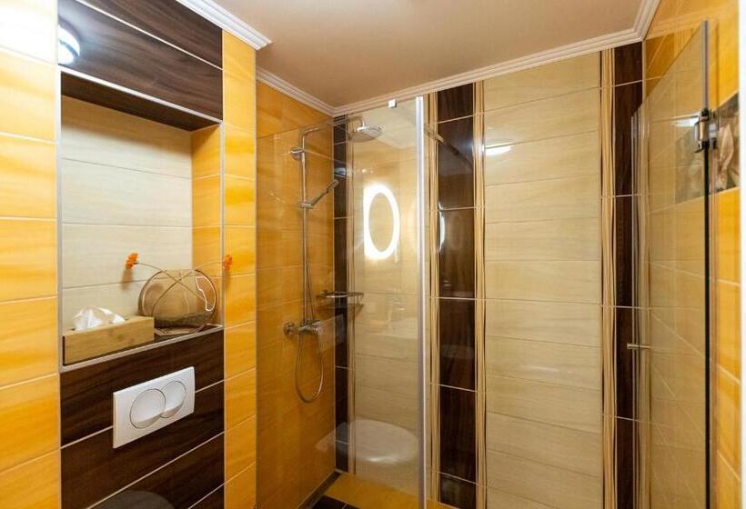 1 Bedroom Apartment Lake View, Balaton Fantasy Villa