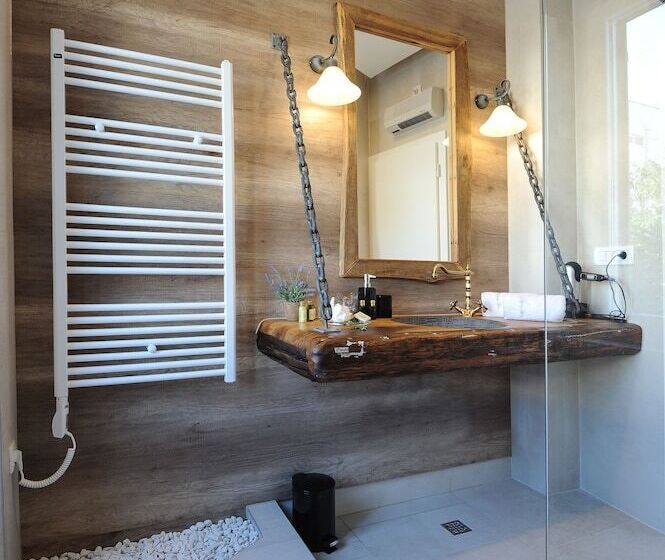 デラックスルーム, Silver & Gold Luxury Rooms