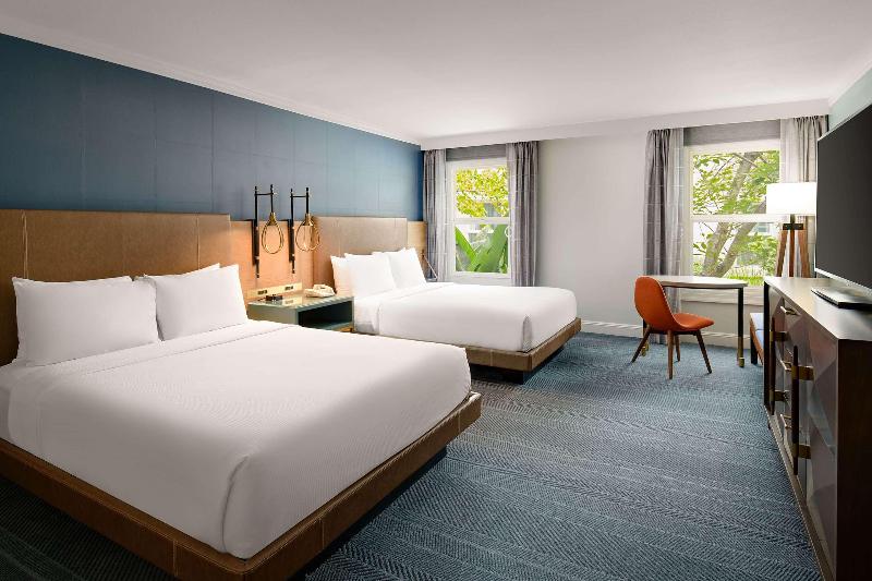 스탠다드 룸 킹사이즈 침대, Hayes Mansion San Jose, Curio Collection By Hilton