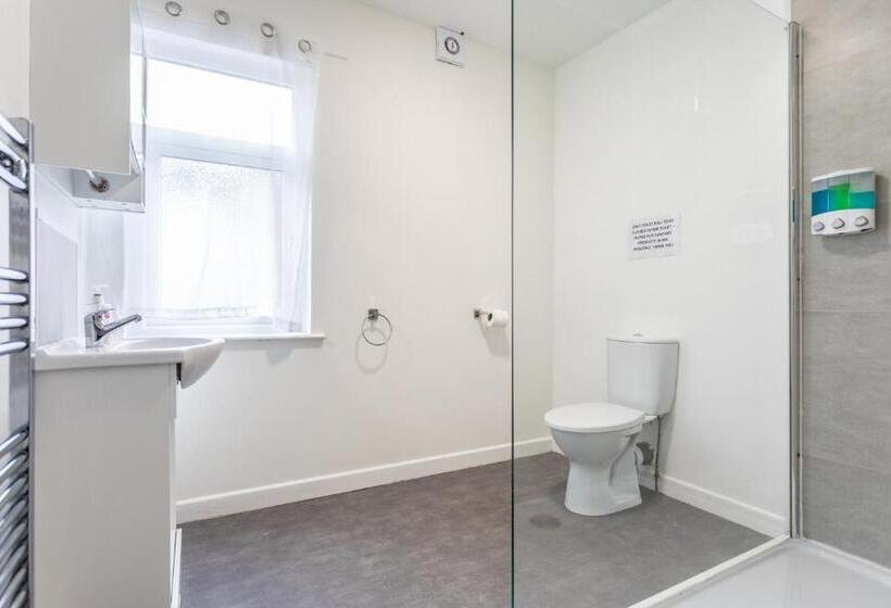 Номер Стандарт, Castlereagh Guest House