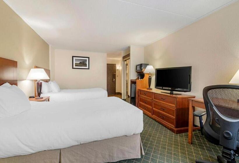 Номер Стандарт 2 Двуспальные Кровати, Best Western Plus Augusta Civic Center Inn