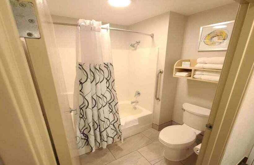 스탠다드 룸 더블 침대 2개, Best Western Watertown