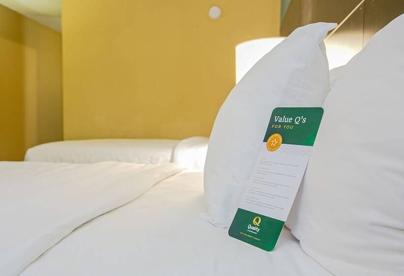 Номер Стандарт 2 Двуспальные Кровати, Quality Inn Dayton Airport