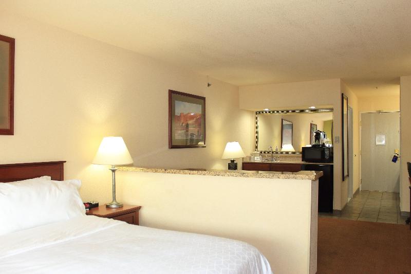 Стандартный Номер Кровать Кинг, Holiday Inn Express Hotel & Suites Farmington, An Ihg