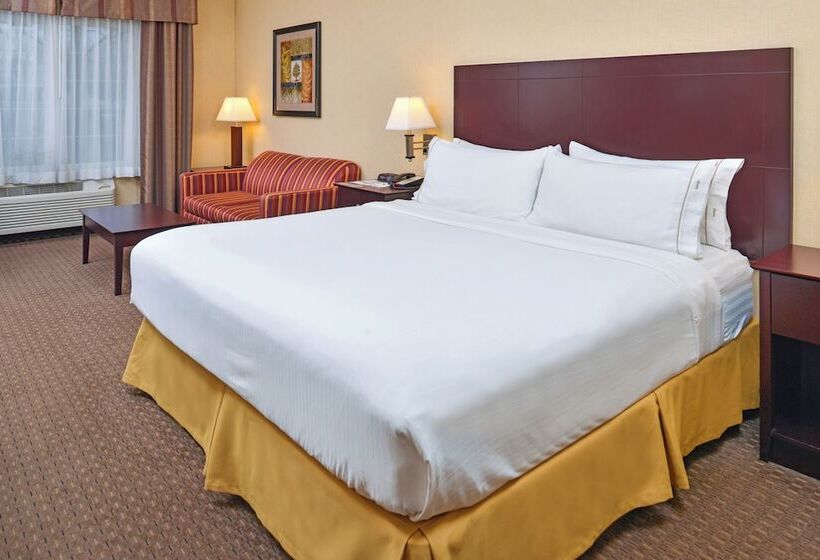 Люкс, Holiday Inn Express Hotel & Suites Portland   Jantzen Beach, An Ihg
