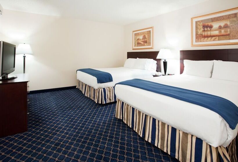 Номер Стандарт 2 Двуспальные Кровати, Holiday Inn Express Hotel & Suites Torrington, An Ihg