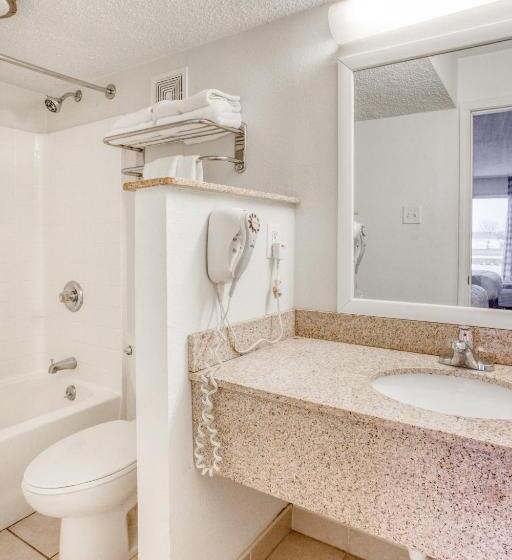 اتاق استاندارد با 2 تخت دوبل, Quality Inn