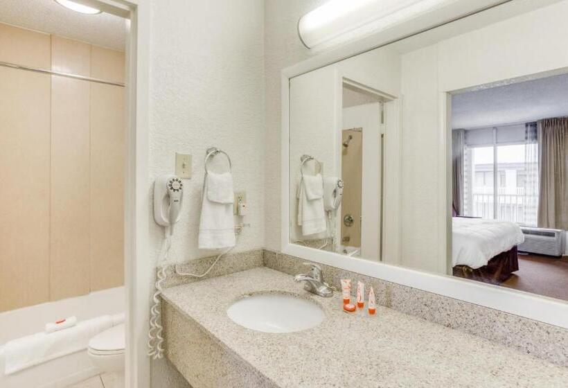 اتاق پرمیوم, Quality Inn