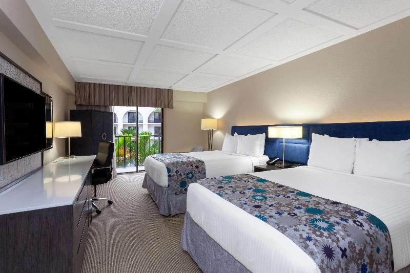 חדר סטנדרט נוף לבריכה, Wyndham Boca Raton