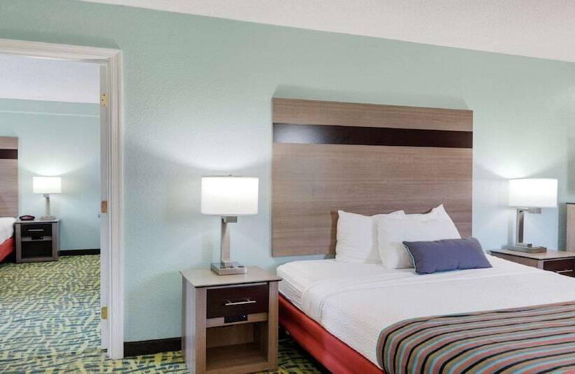 Люкс, Best Western Plus Holiday Sands Inn & Suites