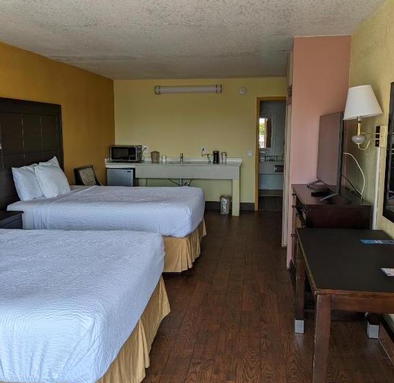 디럭스 룸, Days Inn & Suites By Wyndham Port Richey