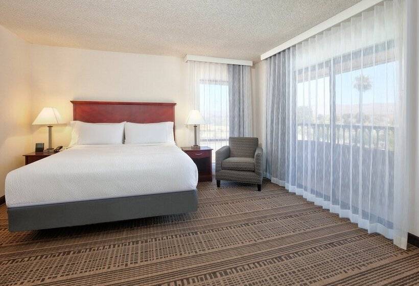 Люкс, Holiday Inn & Suites Santa Maria, An Ihg