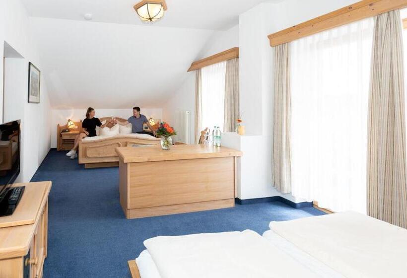 Семейный Номер, Landgasthof Schöntag