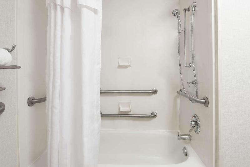 Люкс, Homewood Suites By Hilton Raleighcrabtree Valley