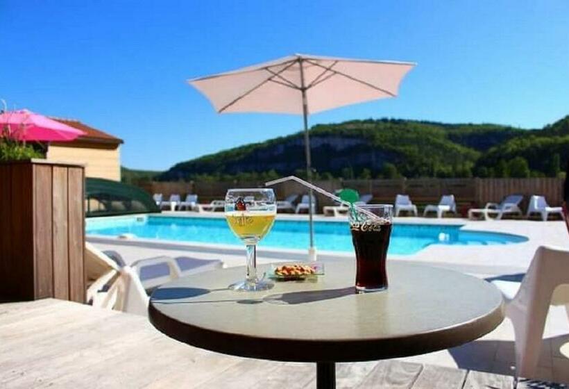 Номера Классика Нижний Этаж, Hôtel Les Gabarres