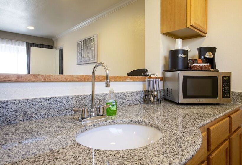 Президентский Люкс, Aspen Flagstaff/ Grand Canyon Innsuites