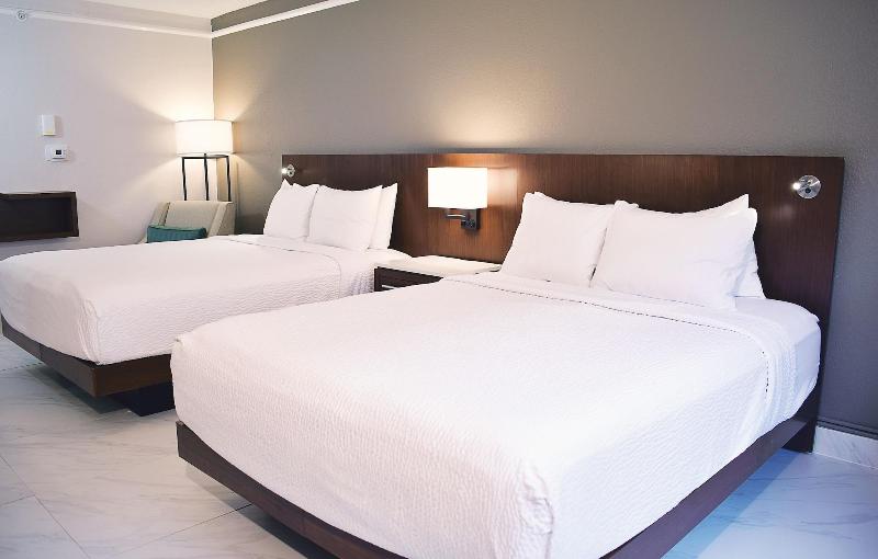 חדר סטנדרט, Delta Hotels By Marriott Indianapolis East