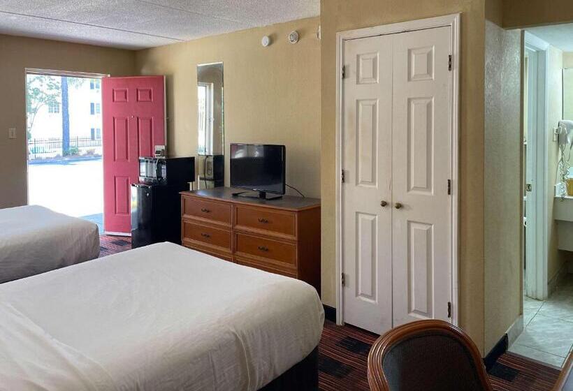 Люкс, Motel 6 Huntsville Al University Dr