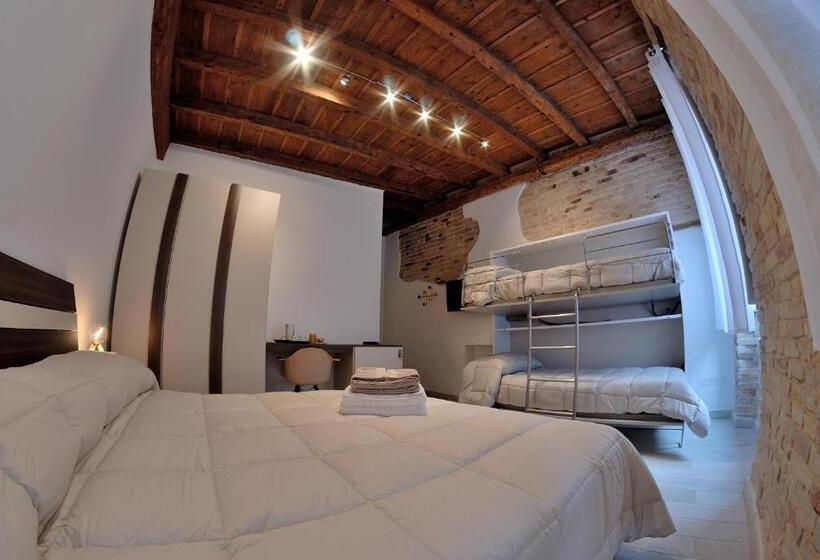 اتاق لوکس چهار تخته, B&b Del Corso