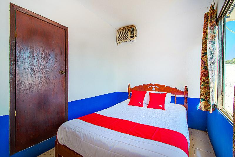 Quarto Triplo Estandar, Posada Los Faroles