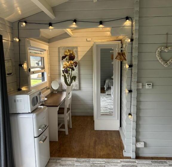 Шале 1 Спальня, Tilehouse Lodge