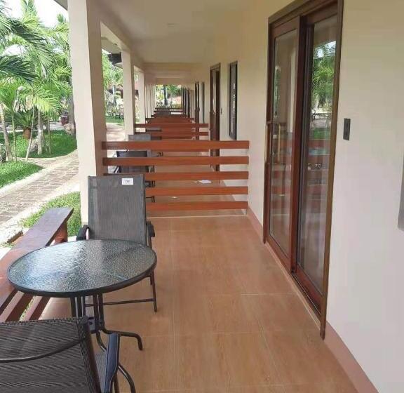Quarto Familiar, Camotes Ocean Heaven Resort