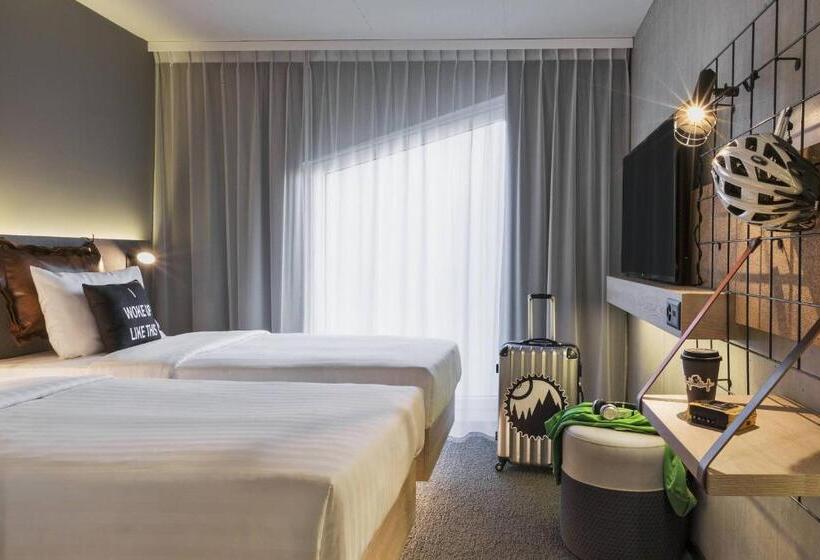 اتاق استاندارد, Moxy Lausanne City
