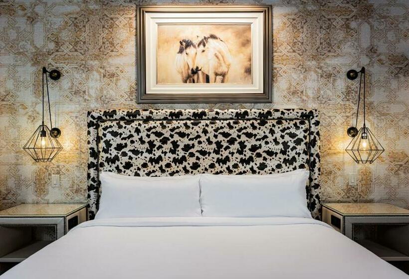 Стандартный Номер Кровать Кинг, The Brownwood Hotel & Spa