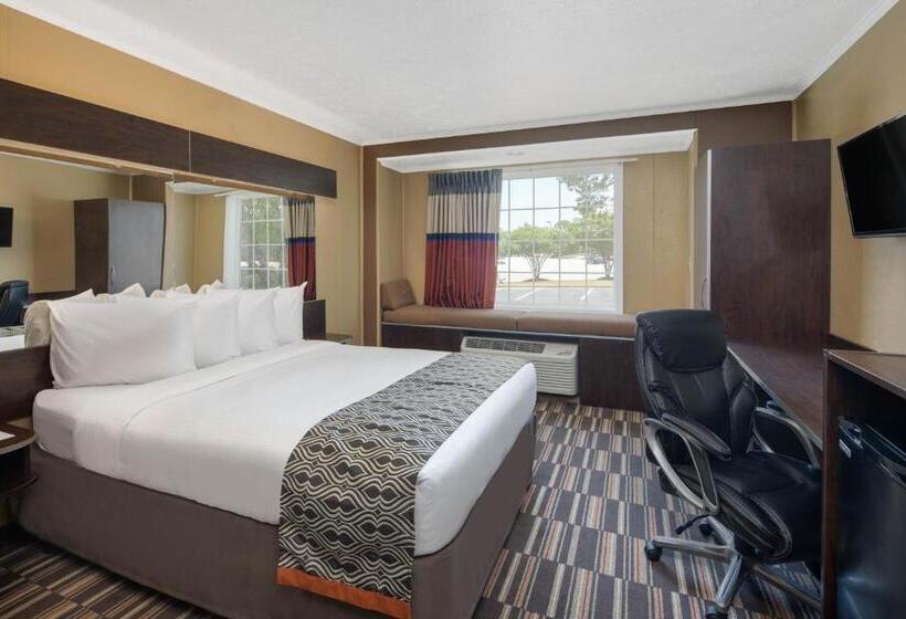 Номер Стандарт, Microtel Inn & Suites By Wyndham Columbia Fort Jackson N
