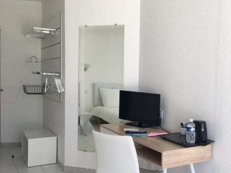 Номер Стандарт, La Cle