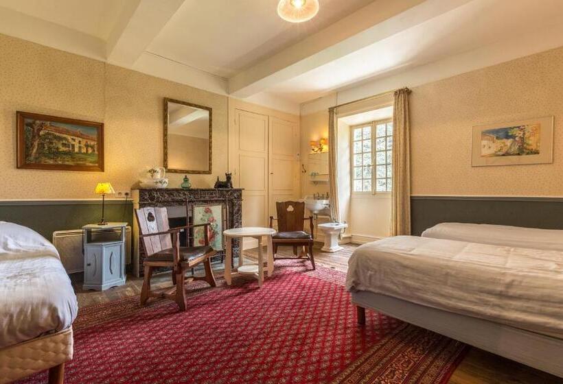 Семейный Номер, Domaine De L'amiral
