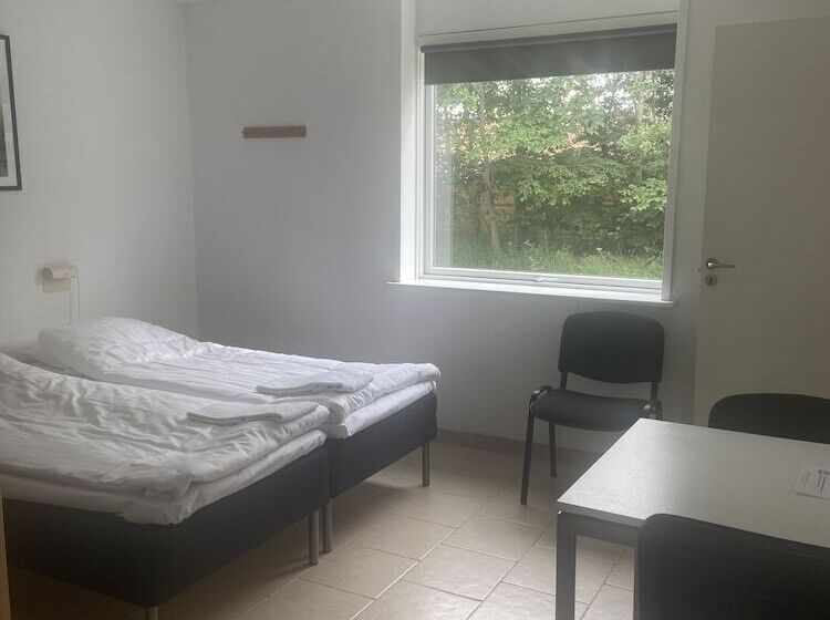 Номер Стандарт Трехместный, Blokhus Hune Hotel Og Vandrerhjem