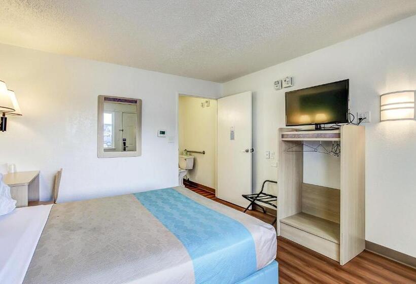 Номер Стандарт Адаптированный для Инвалидов, Motel 6 Coos Bay, Or