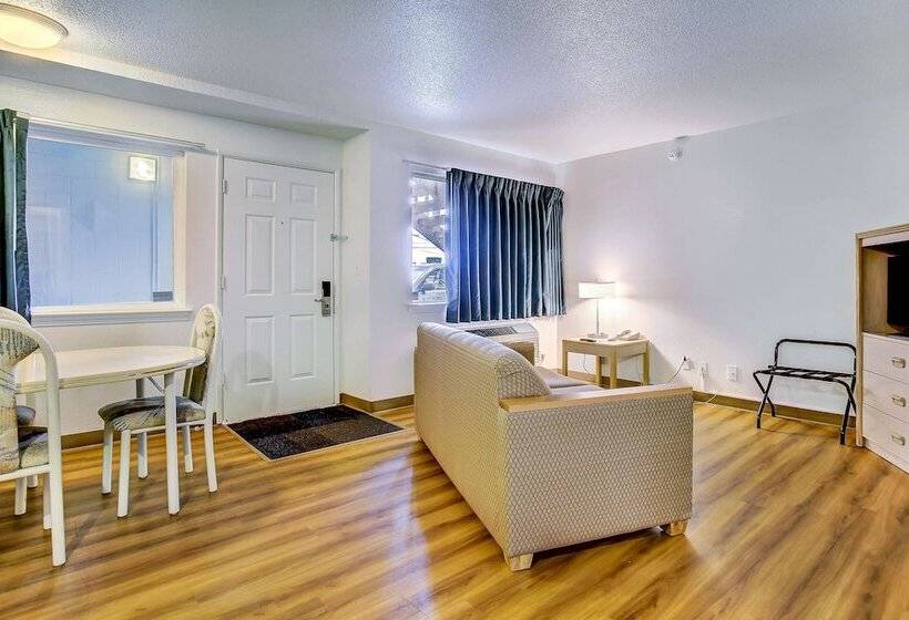 Люкс, Motel 6 Coos Bay, Or