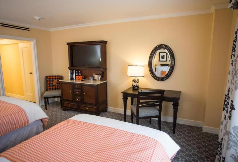 Номер Deluxe Кровать Куин, The Atherton Hotel At Osu