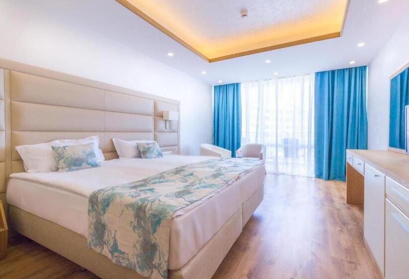 Номер Стандард Боковой Вид на Море с Балконом, Bilyana Beach Hotel   All Inclusive & Free Beach Access
