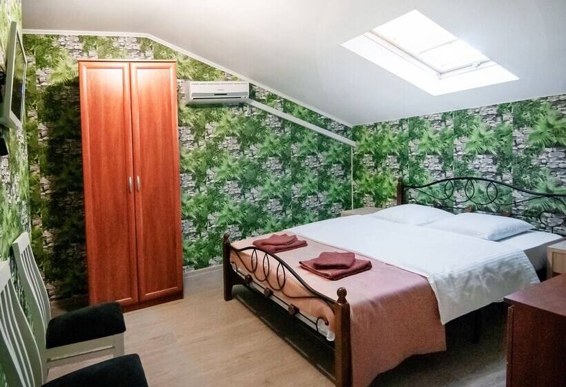 Семейный Номер, Guest House Granat
