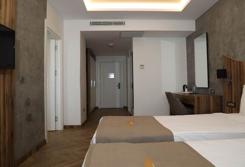 Quarto Familiar, Maril Beach & Spa Hotel