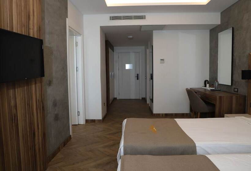 Семейный Номер, Maril Beach & Spa Hotel